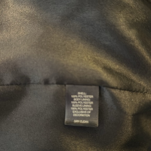 Black shiny dressy jacket. White House Black Market Size 6. Barely worn. - Picture 8 of 11